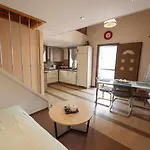 λειτουργικό σπίτι σε κεντρική τοποθεσία Apartmán