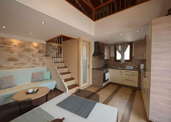 λειτουργικό σπίτι σε κεντρική τοποθεσία *